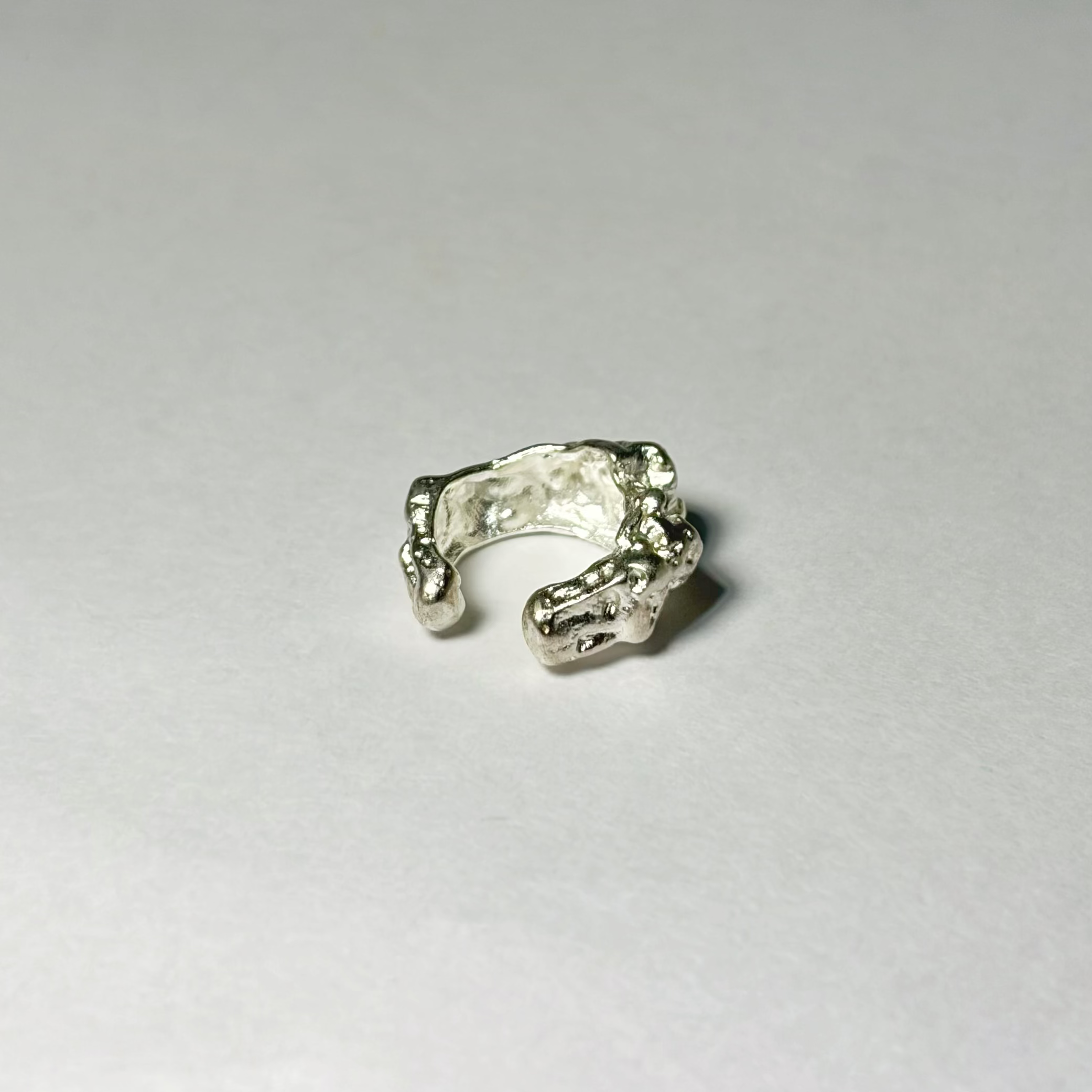 Crater Earcuff